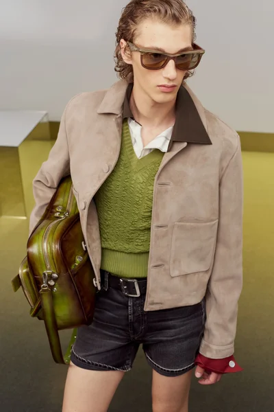 Look 28